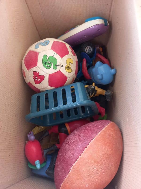 Different types of imported used toys 11