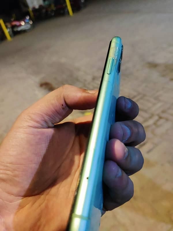iphn 11 Dual PTA battery bht acha backup ha Exchange possible 5