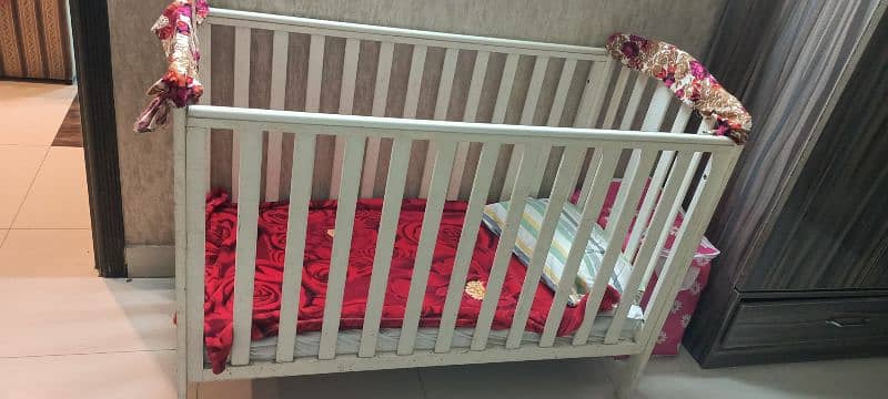 baby crib/ baby cot/ baby bed for sale 2