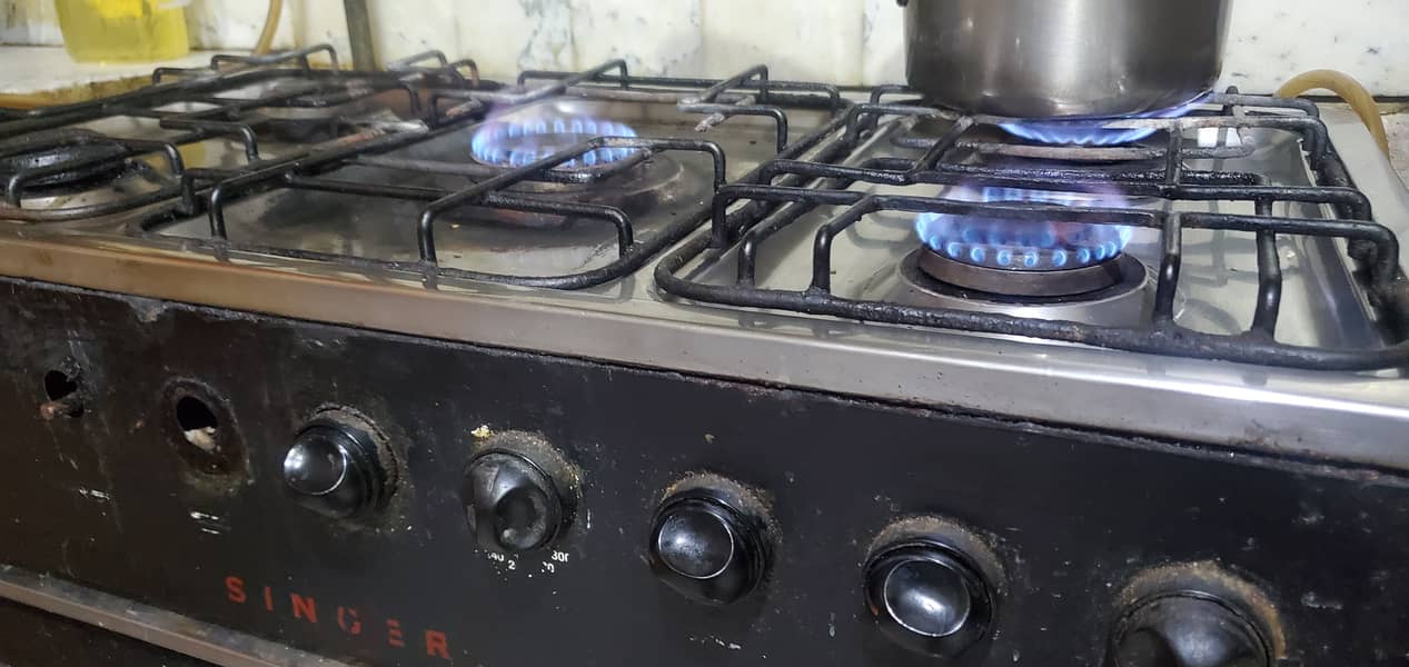 Singer Cooking Range old little wear & Tear,stove & oven working 100% 3