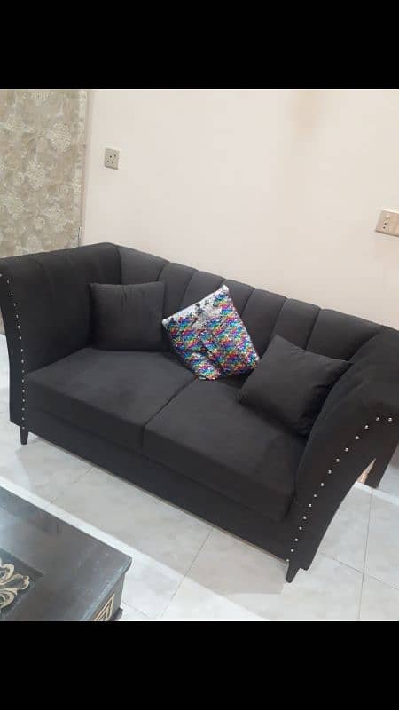 7 seater sofa with table 2