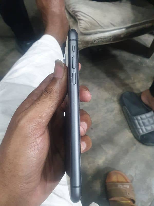 iphone 11 64 gb non pta  exchange possible 2