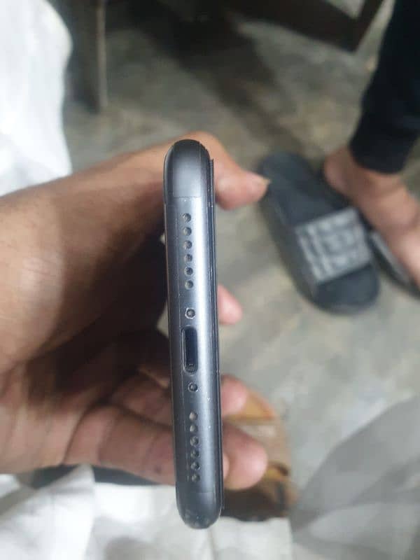 iphone 11 64 gb non pta  exchange possible 3
