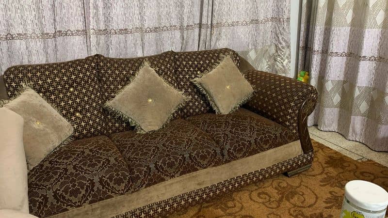Sofa Set in good condition 3+2+1 1