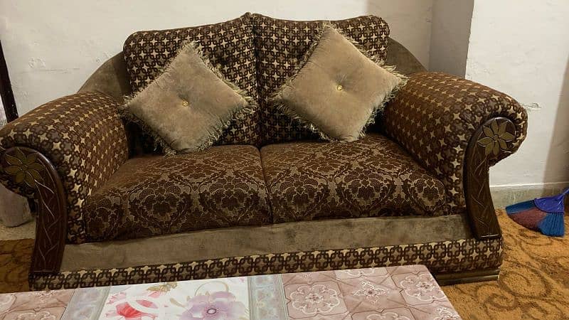 Sofa Set in good condition 3+2+1 2