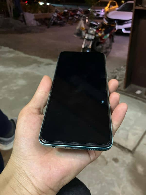Tecno camon 19 new 8/10 with box org charger 2