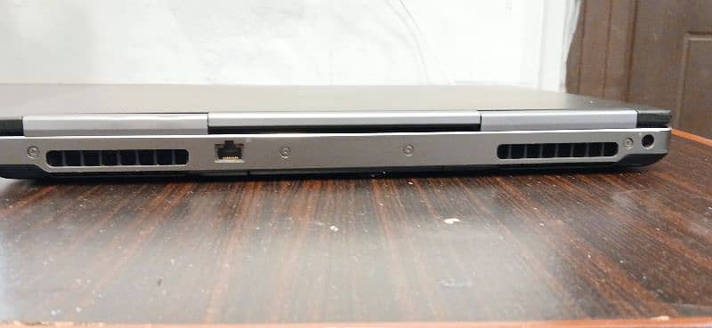 Dell Precision 7520 i7 7th Gen Workstation 4