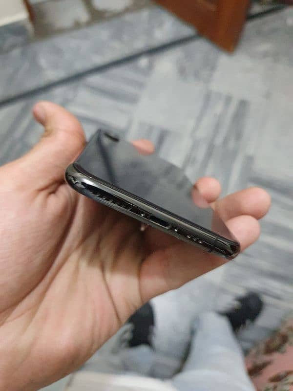 iPhone XS 64GB (iCloud Locked) - Original Parts, No Display 2