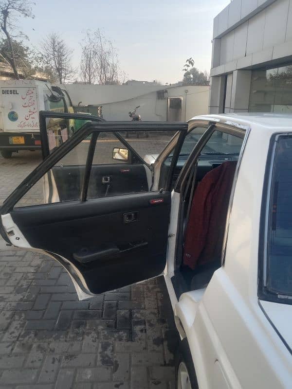 Nissan Sunny 1988 1