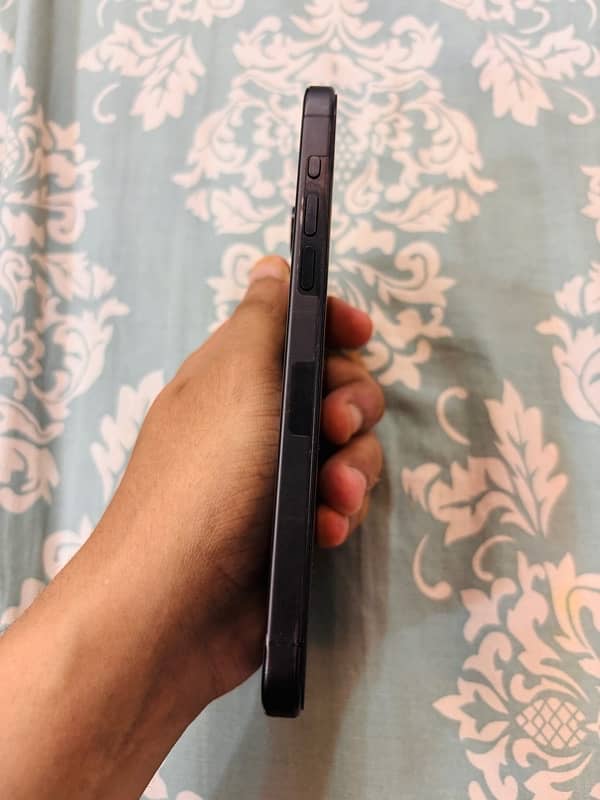 iPhone 15 pro max 256 gb black titanium non pta jv 4