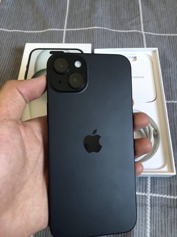 iPhone 15 128gb available 1