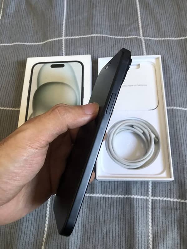 iPhone 15 128gb available 3