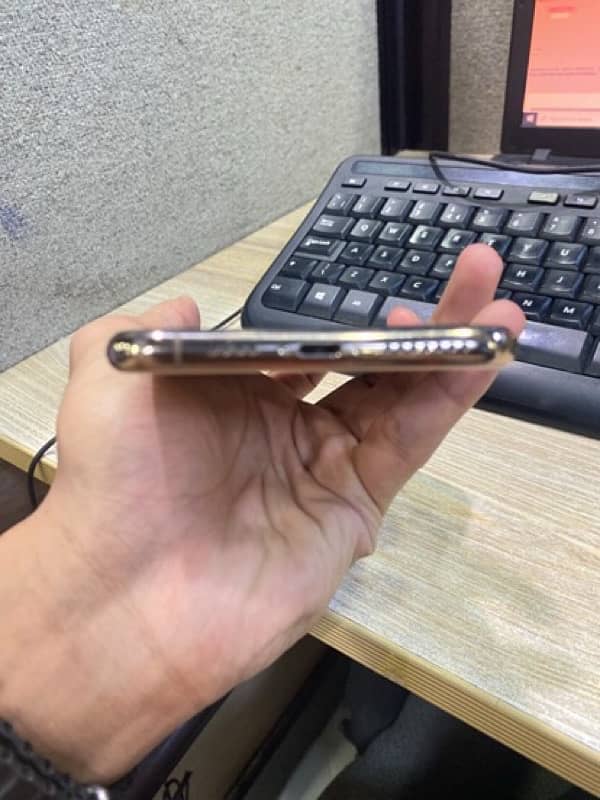 iphone xsmax nonpta jv 3