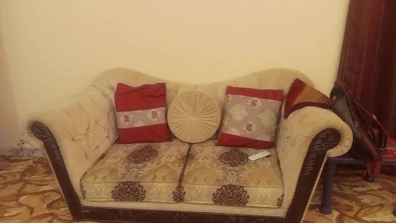 7 seater sofa set with cousins perfect body ,foam and fabric 2