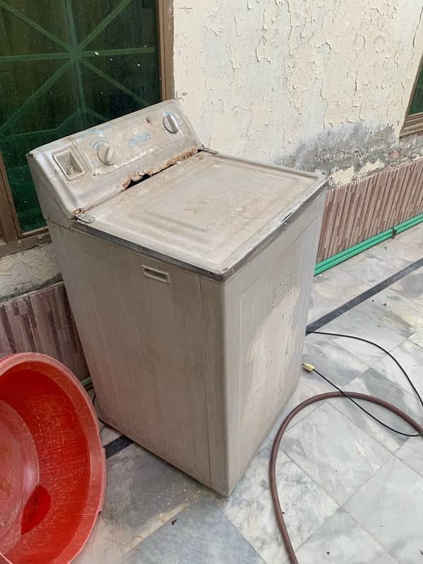 Indus washing machine is available for sale - Good condition 3