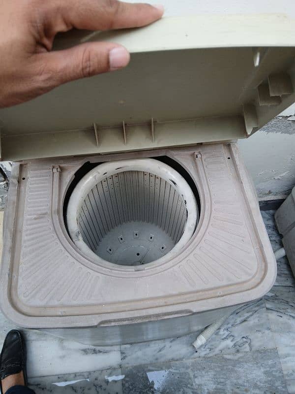 Haier KWM 899W Asia Spiner 7