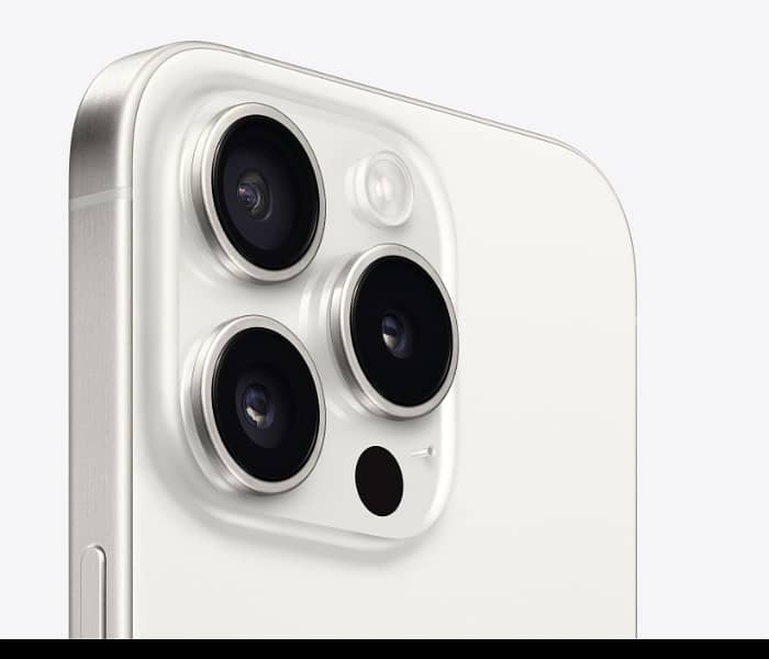 Apple iPhone 15 Pro Max - factory Unlocked 4