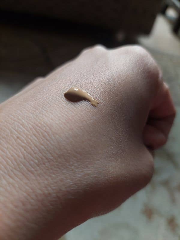 Maybelline Fit Me Matte + Poreless Foundation – Shade 128 4
