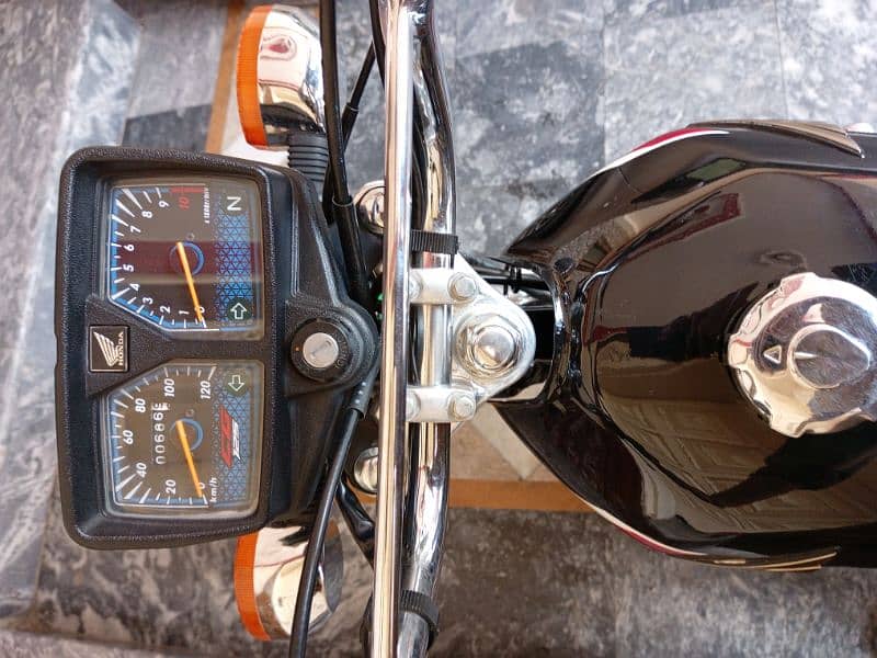 Honda CG 125 2024 model 4
