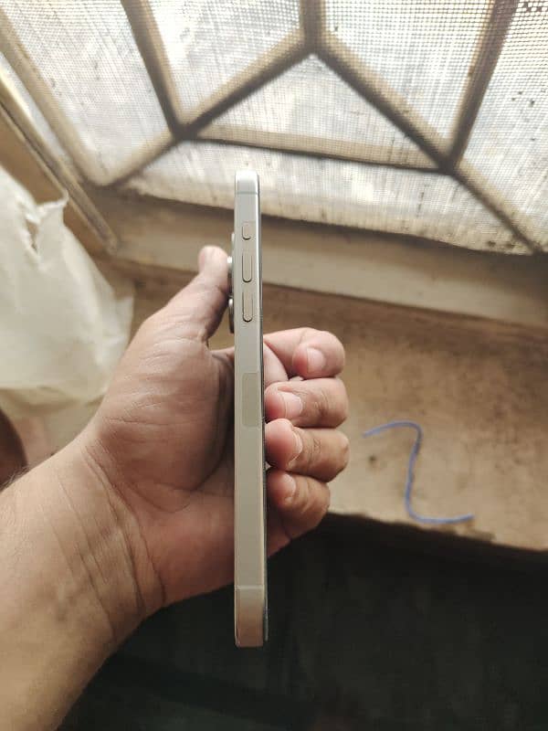 iPhone 15 Pro Max JV for sell 10/10 condition 3