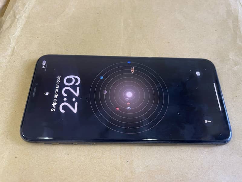 iPhone Xs Max 512GB Factory Unlock Non-PTA 4
