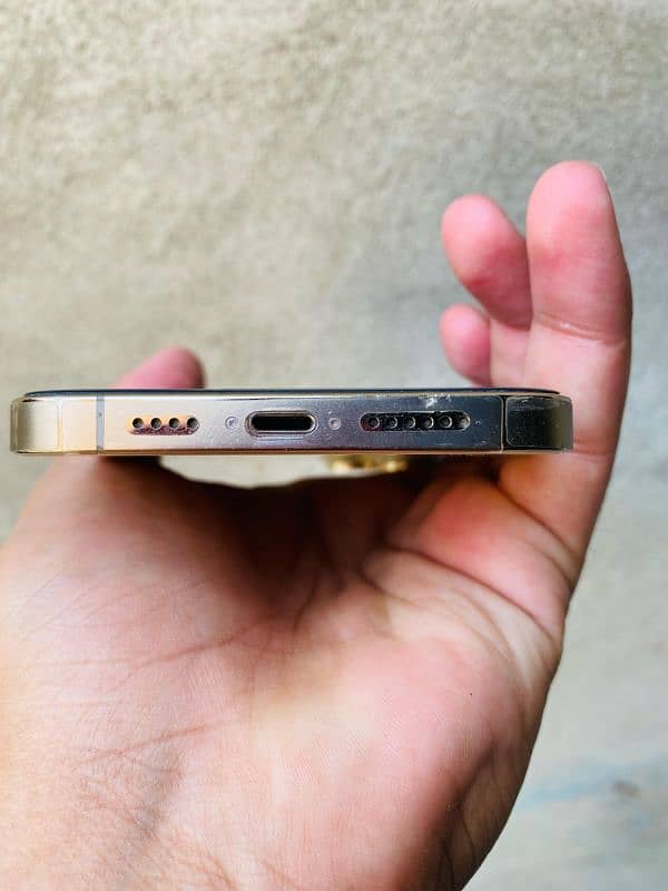 I Phone 13 Pro max Fu 4