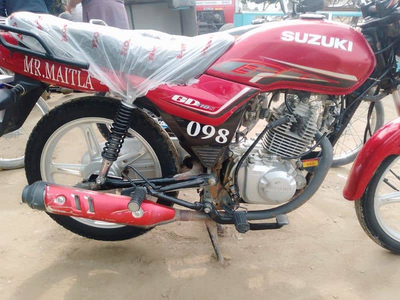 Suzuki GD-110 3