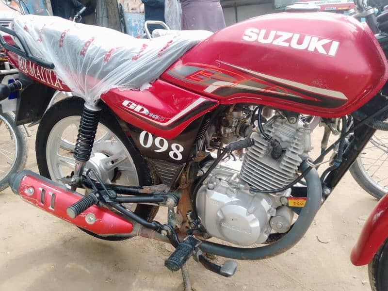 Suzuki GD-110 8