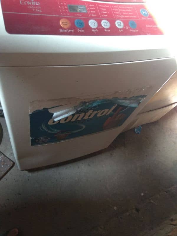 Automatic washing Machine look like new 2