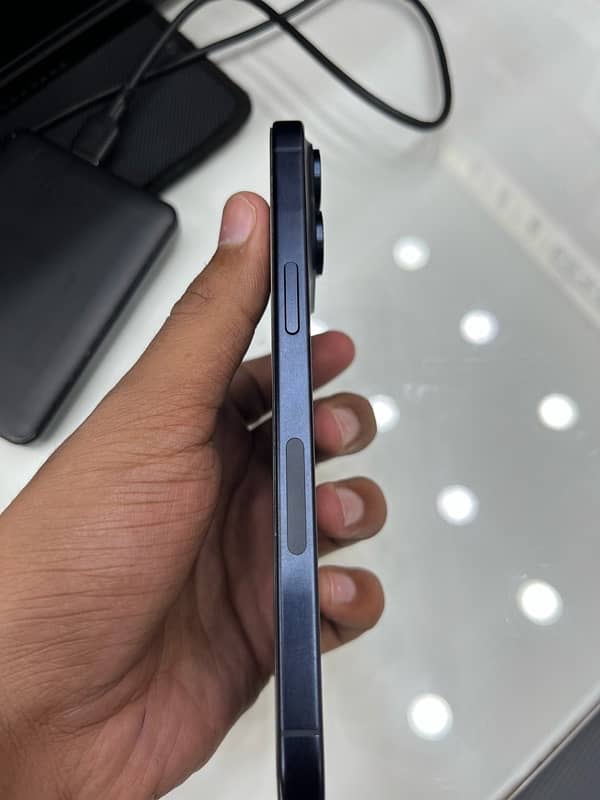 iPhone 15 pro max (JV) in Warranty till 2026 3
