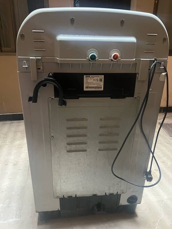 Samsung Automatic Wobble Washing Machine 4
