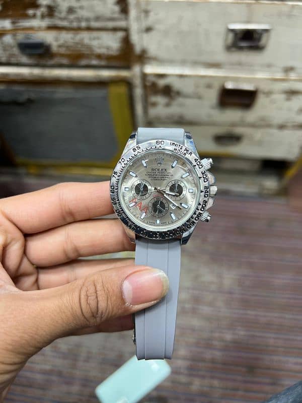 All kind of watches avalable 7