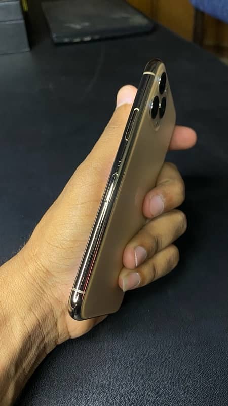 iPhone 11 Pro 10/10 5