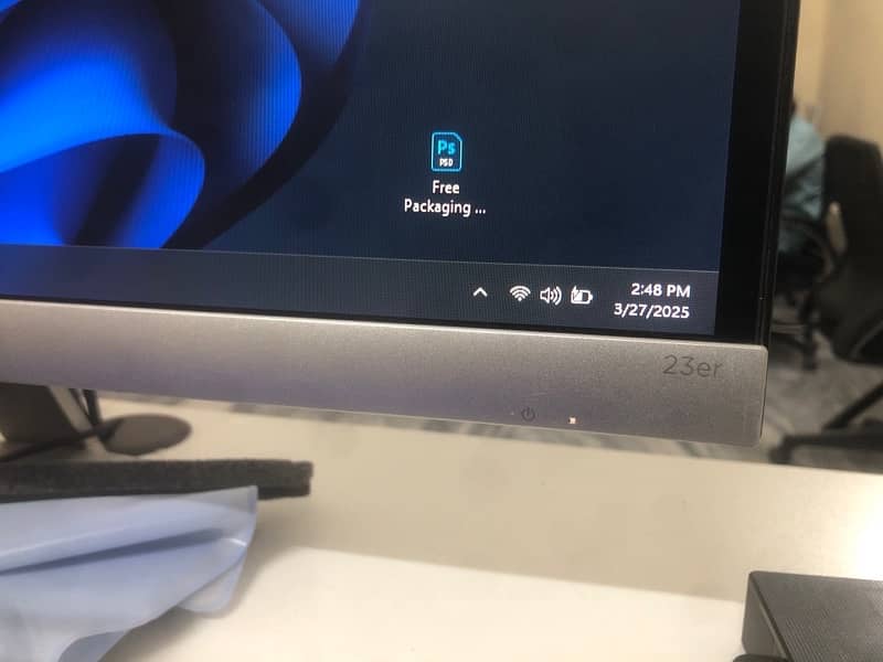 hp 23er IPS LCD borderless and slim like mobile 2