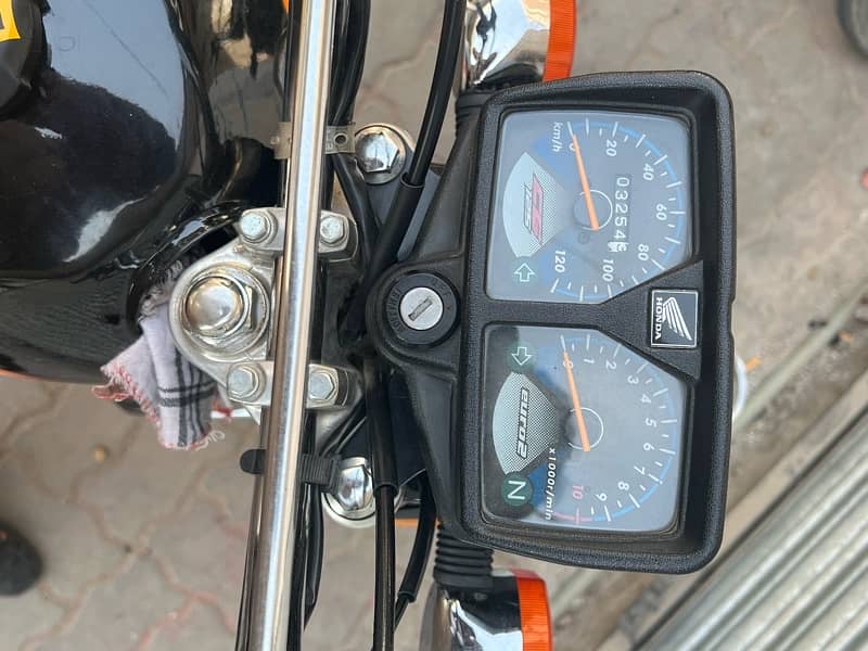 Honda 125 lush condition total Orignel 3