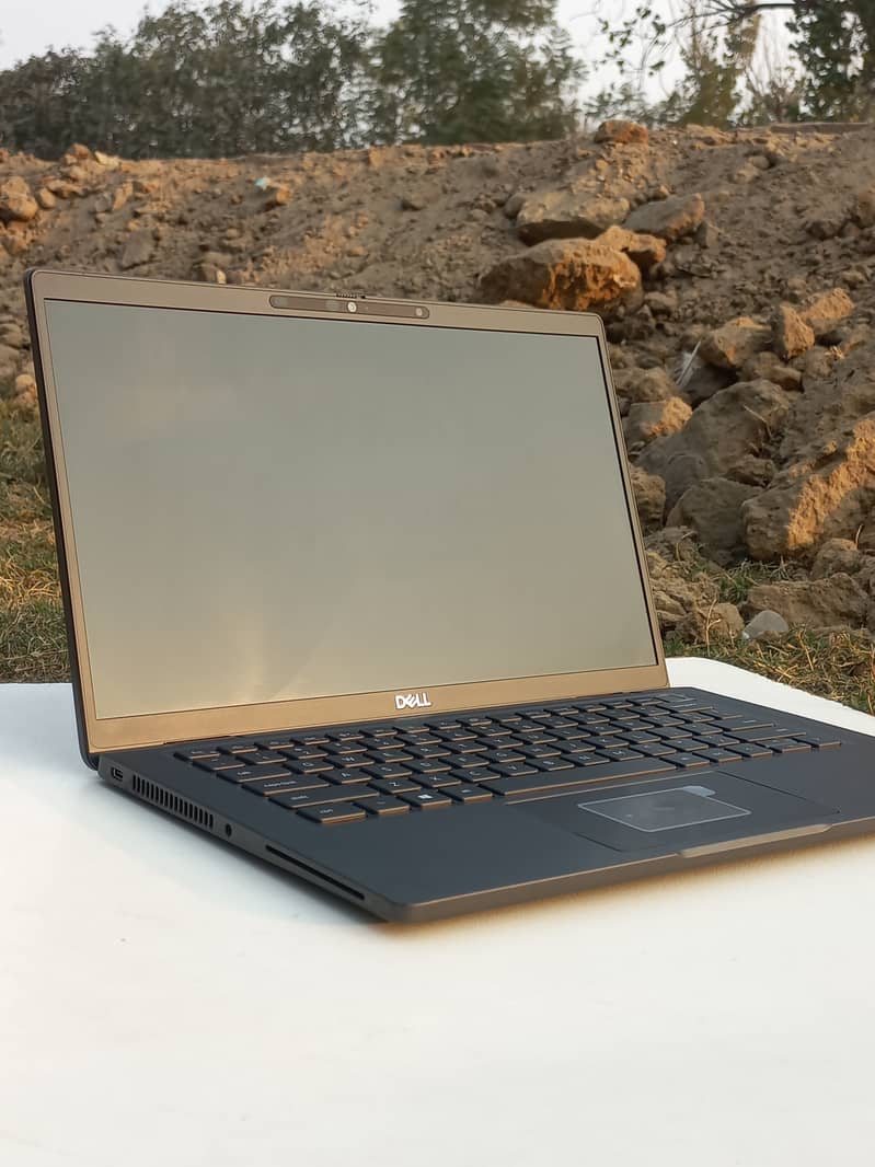 Laptop dell latitude 7320 | Core i7 11th gen | 10 by 10 Condition 5
