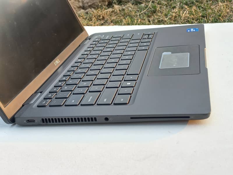 Laptop dell latitude 7320 | Core i7 11th gen | 10 by 10 Condition 8