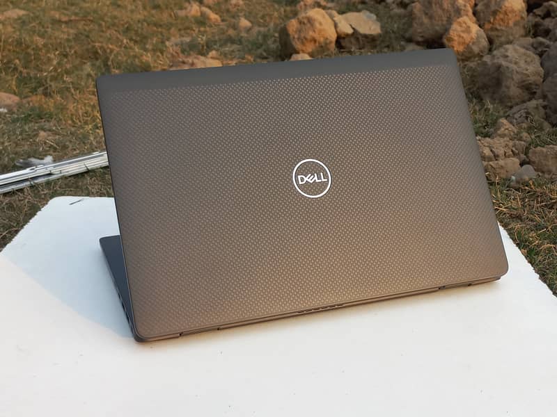Laptop dell latitude 7320 | Core i7 11th gen | 10 by 10 Condition 14