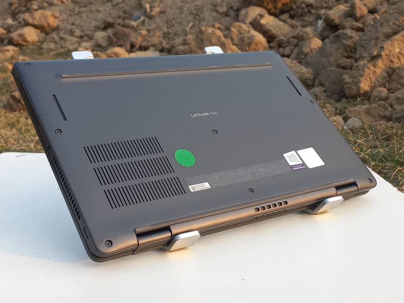 Laptop dell latitude 7320 | Core i7 11th gen | 10 by 10 Condition 16