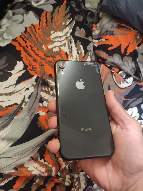 iphone XR 64 GB JV non pta 10/10 condition exchange possible 1