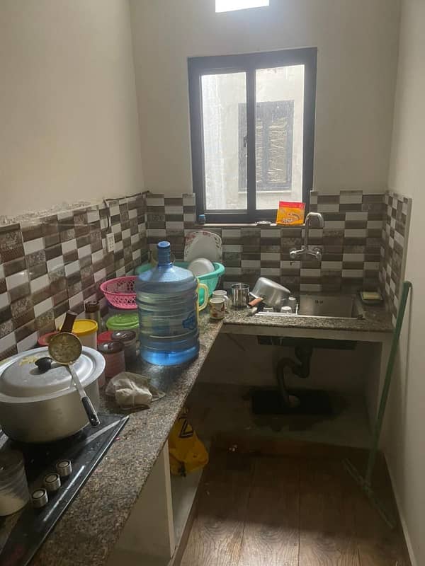 3.3 MARLA DOUBLE STORY COMMERCIAL BUILDING FOR SALE IN VENUS HOUSING SCHEME FEROZ PUR ROAD LHR 5
