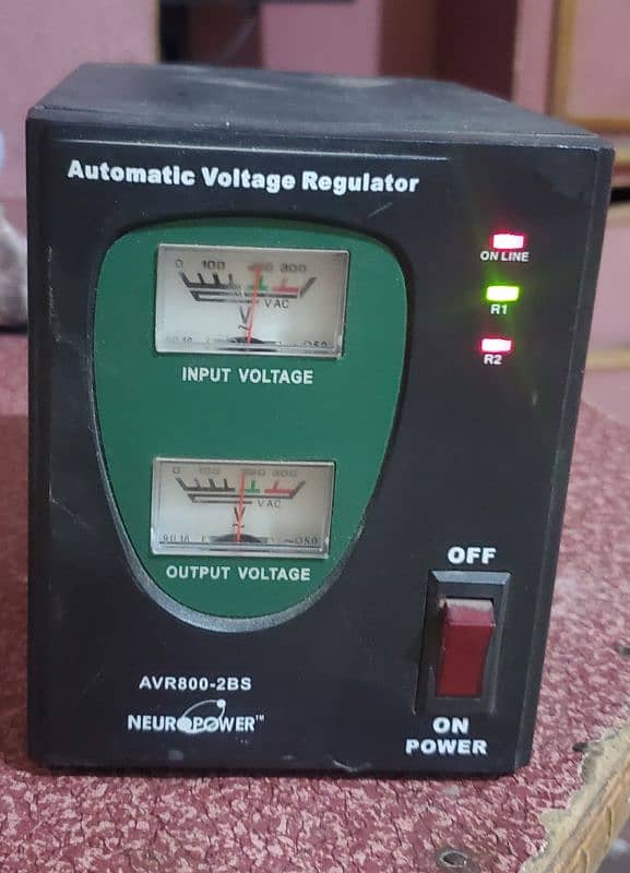 voltage protector & steplizeer 0