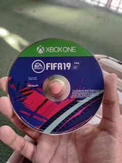 Xbox one S/X fifa 19 disk