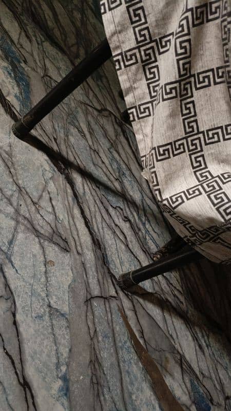 table & chairs 4 3
