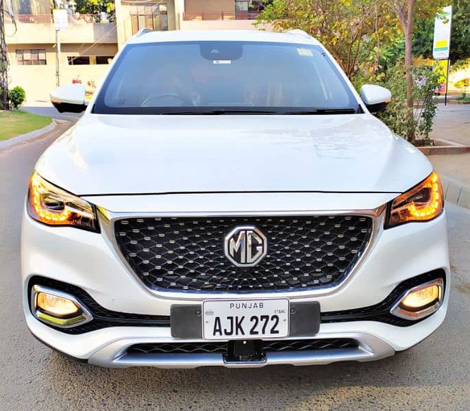 MG HS 2021 New meter trophy edition 0