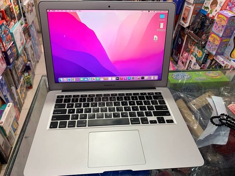 MacBook Air 13-inch, 2017 2