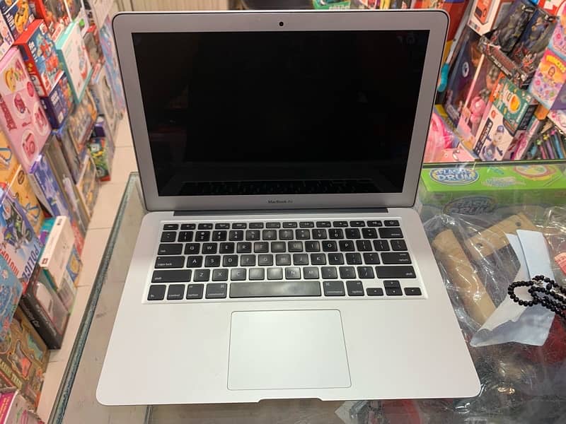 MacBook Air 13-inch, 2017 5