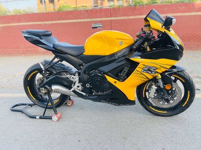 suzuki gsxr 2013 2