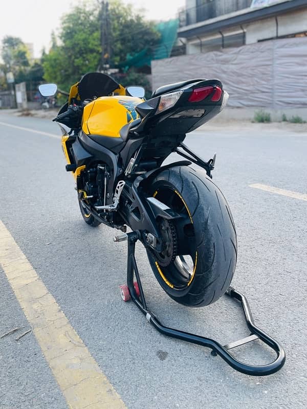 suzuki gsxr 2013 8