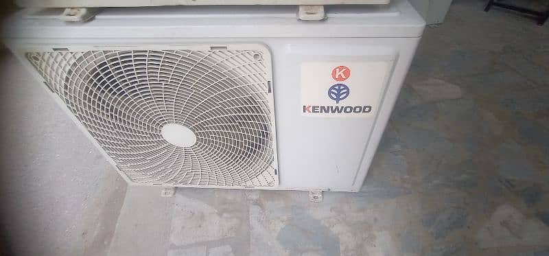 kenwood inverter ac full ok condition with 1 month warranty 1